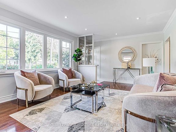 3rd image of 50 Cartier Cres