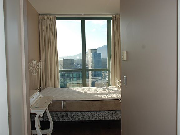 5th image of 1239 Georgia St W #2908
