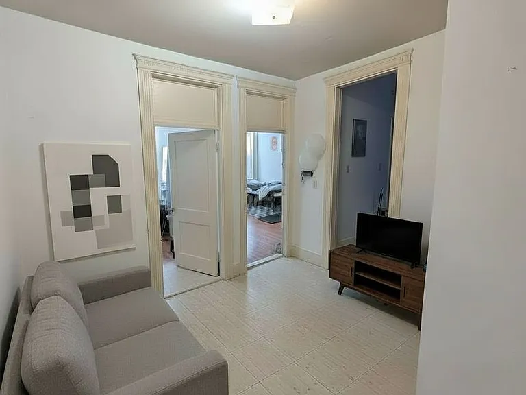 14 Westland Ave #1 — Photo 2