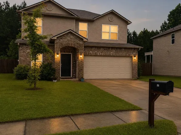120 Briarfield Ln, Calera, AL 35040