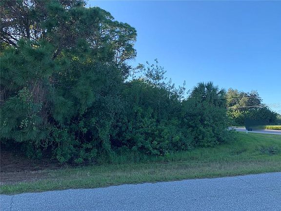 3rd image of 169 Ingram Blvd