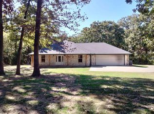 771 Honeysuckle Trl, Mount Vernon, TX 75457