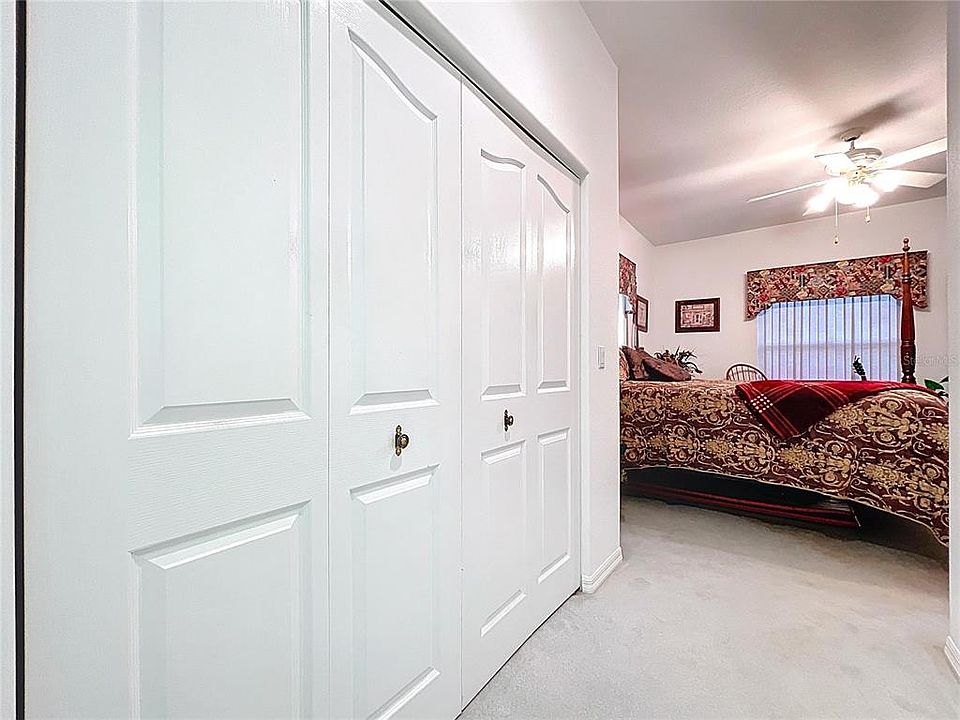 1st image of 32826 KNOLLWOOD LANE
