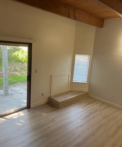 Prairie House Apartments — Photo 2