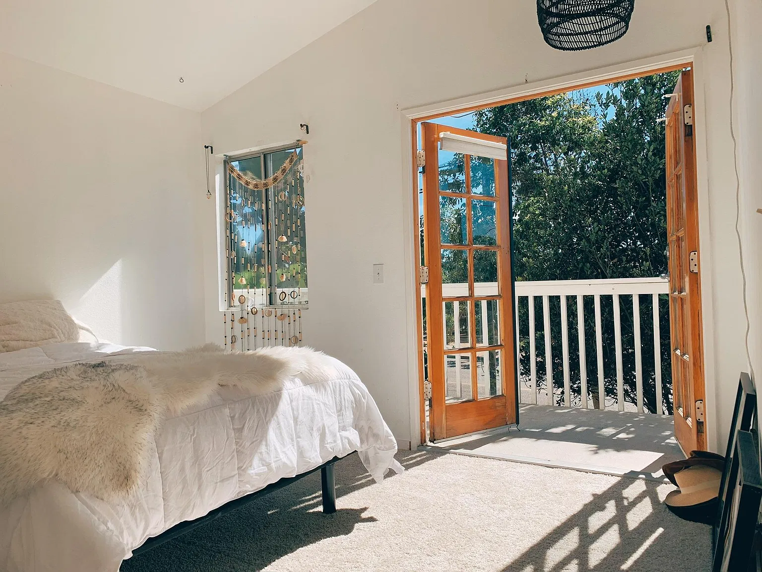 314 W A St W — Photo 1