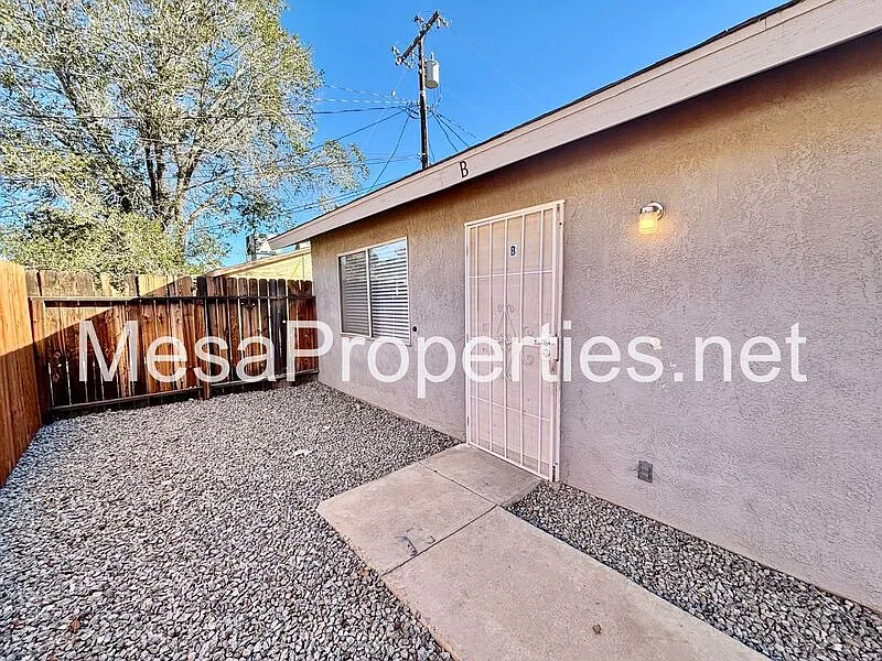 21480 Laguna Rd #B