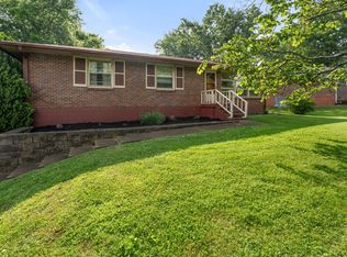 4505 Helmwood Dr, Nashville, TN 37216