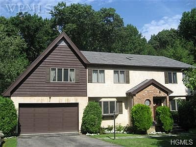 1st image of 4 Beechtree Dr