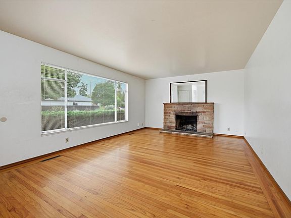 4th image of 320 Shortt Road