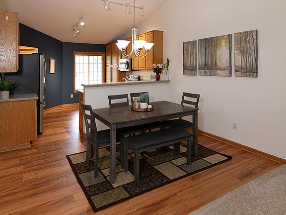 5th image of 13877 Ventura Pl