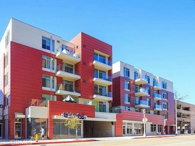 133 S Los Robles Ave Unit 504, Pasadena, CA, 91101