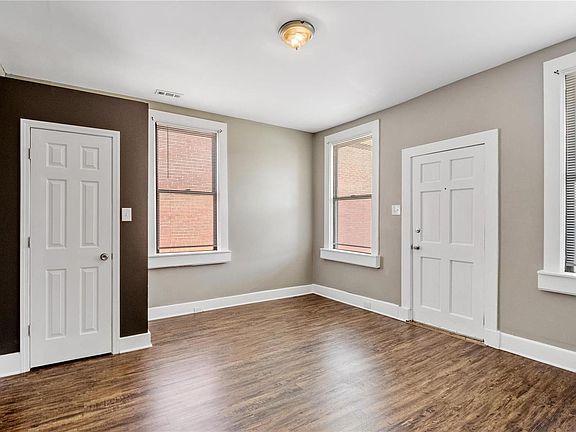 3rd image of 7717 Vermont Ave