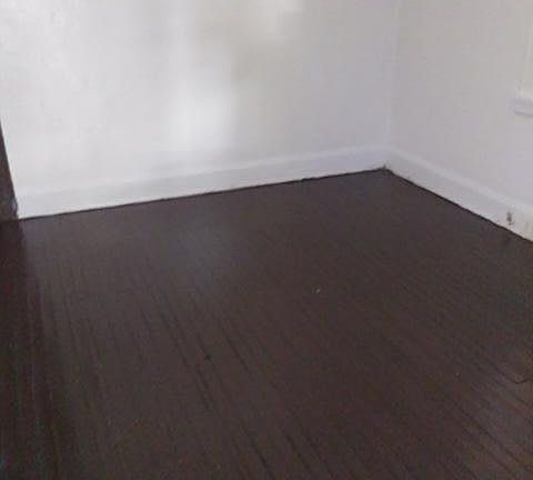 4th image of 11505 Glenboro Dr