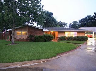10411 Barwood Dr, Houston, TX 77043