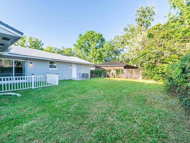 1532 Leestan Ct — Photo 46