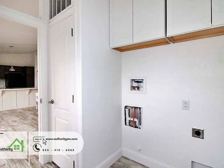 18848 Lorina Dr — Photo 17