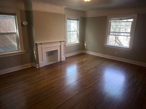 3rd image of 1936 NW Raleigh St APT 3