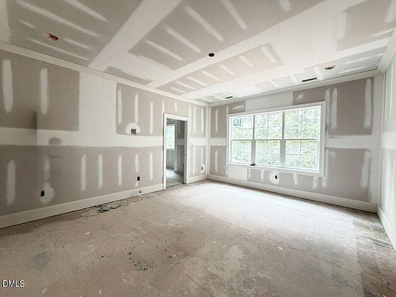 5th image of 6917 Justice Dr