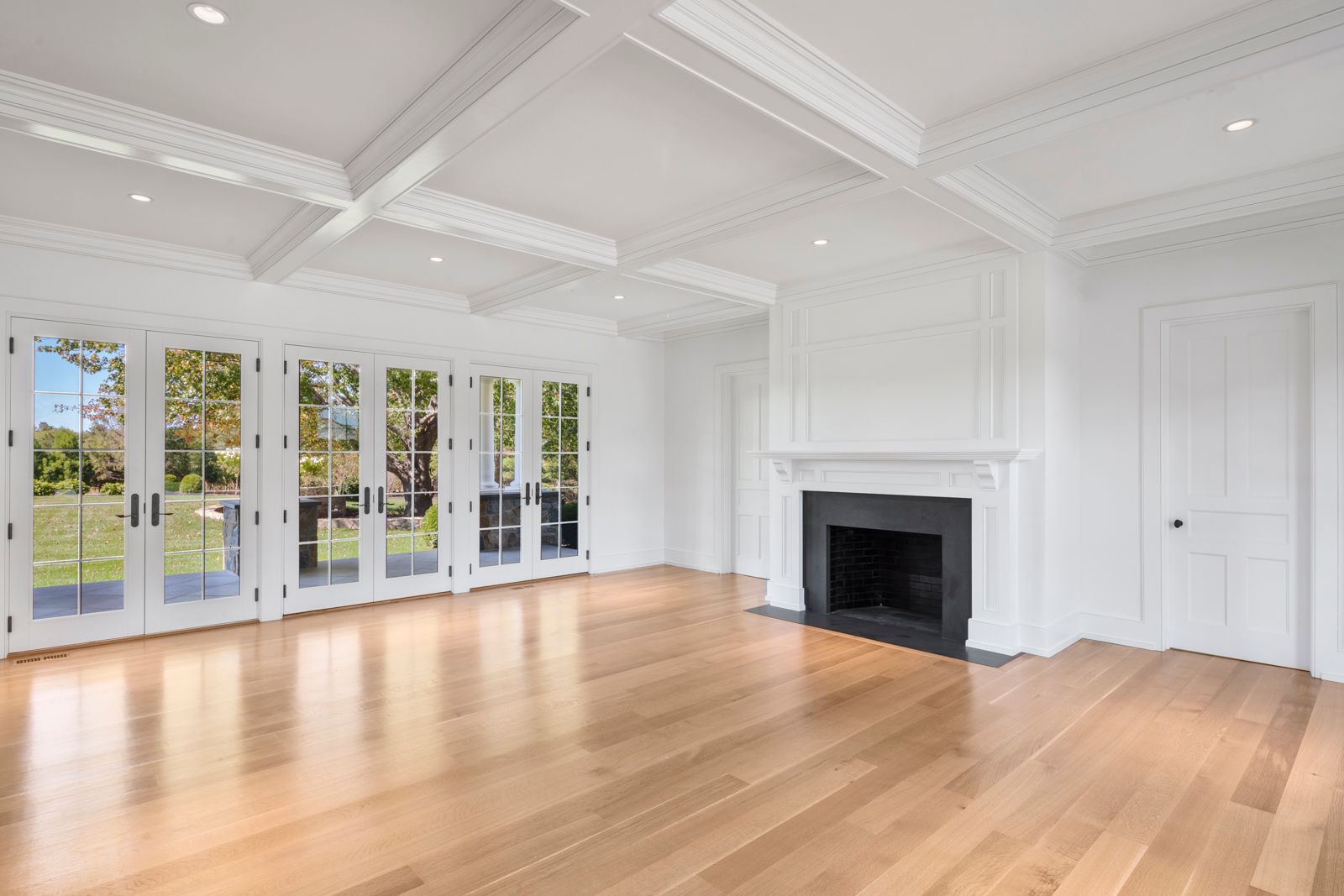 71 Pheasant Ln in Southampton Out East