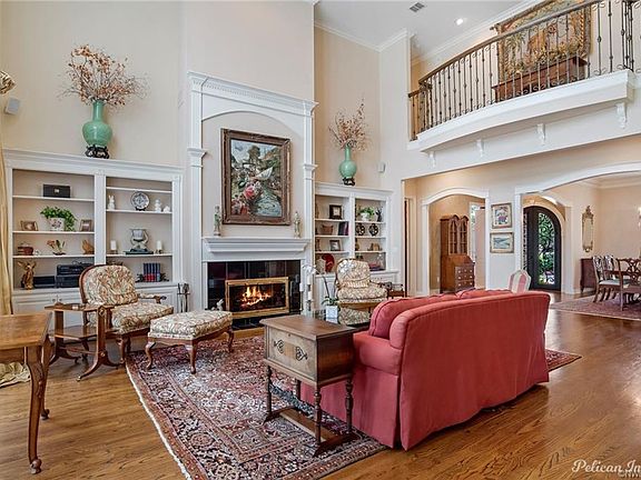 5th image of 10915 Belle Cour Way