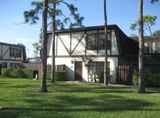 101 Weybridge Cir APT C, Royal Palm Beach, FL 33411