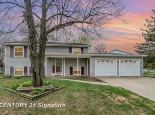 2214 Jenkins Dr, Midland, MI 48642