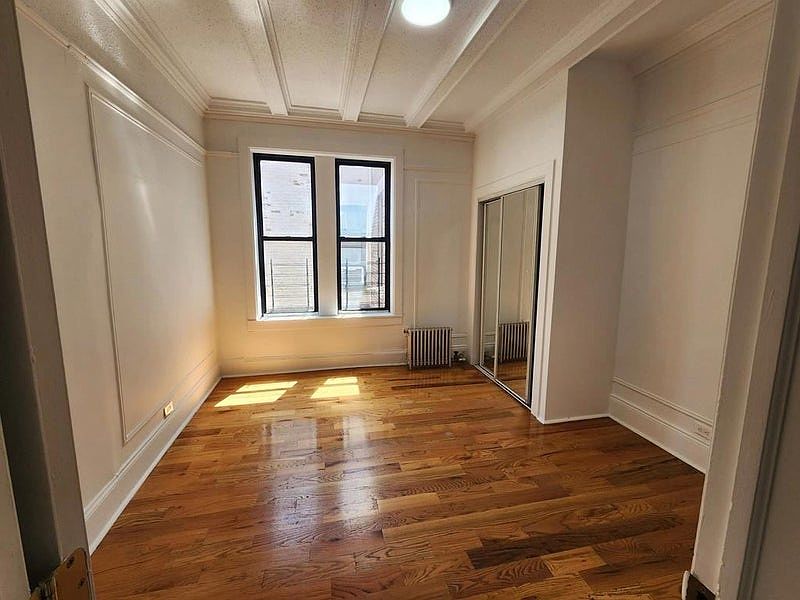 1st image of 660 W 180th St APT 6F