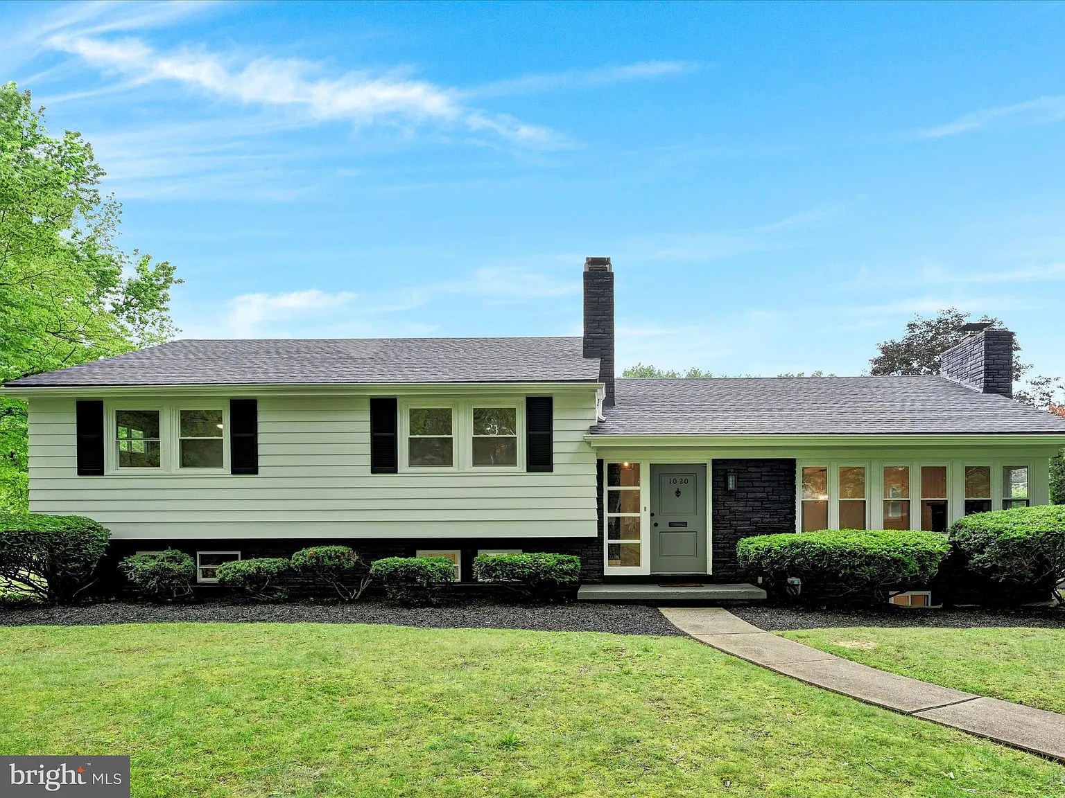 1020 Wyomissing Blvd photo 1