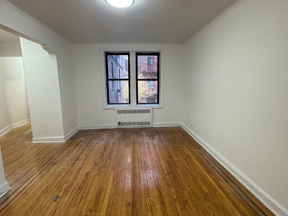 1st image of 303 Webster Ave APT 1C