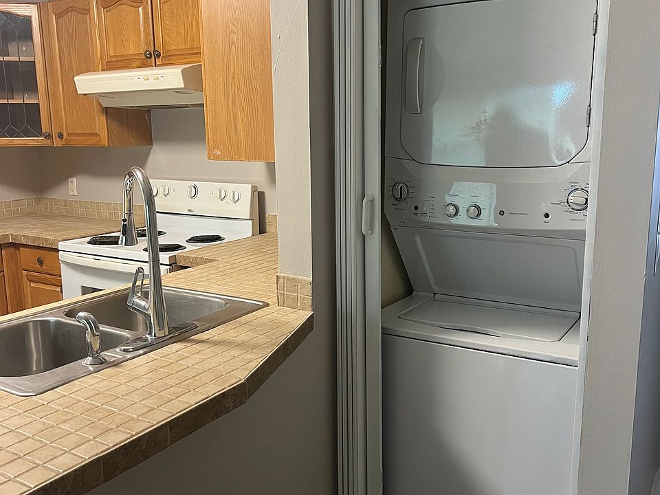 1st image of 3701 SW 12th Pl #3