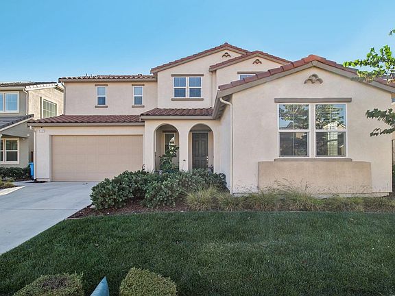 3rd image of 8727 Aquamarine Drive