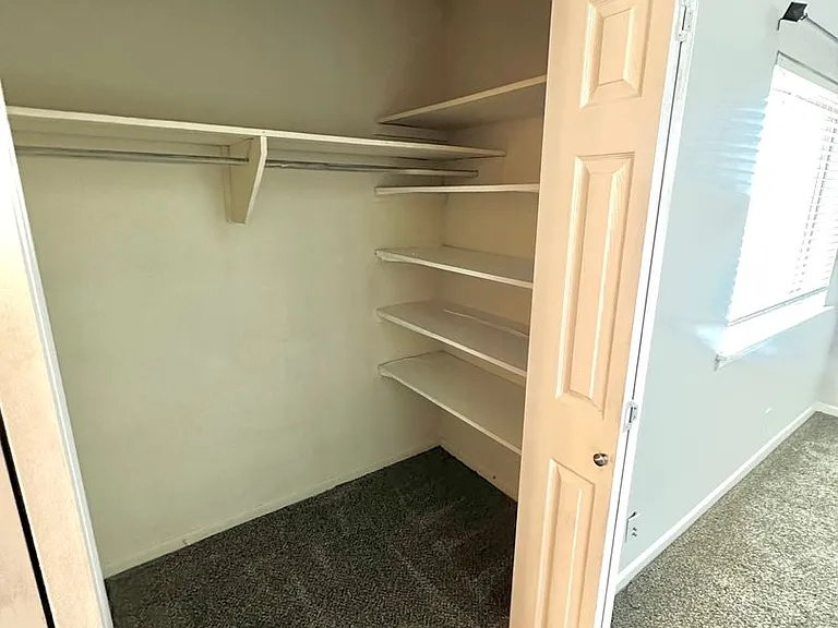 213 Summit Ridge Dr — Photo 23