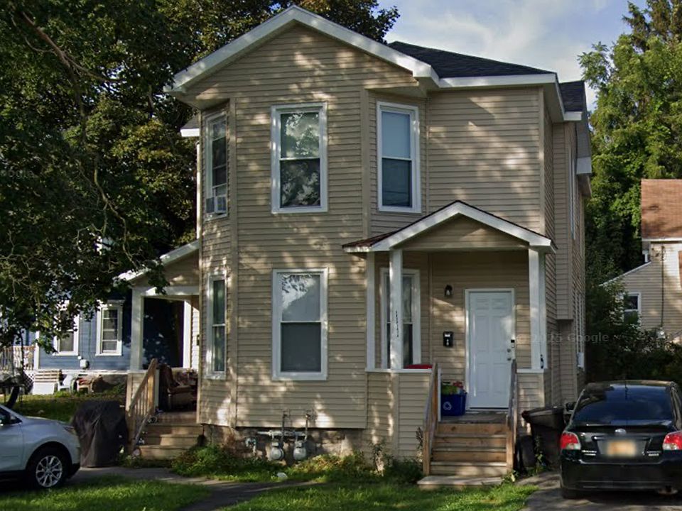 1st image of 11111 Willis Ave #2