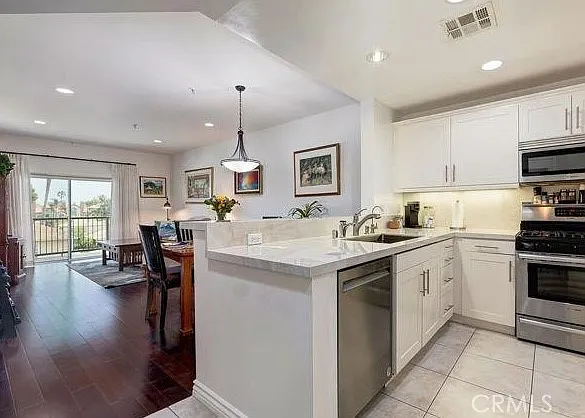 7100 Alvern — Photo 4
