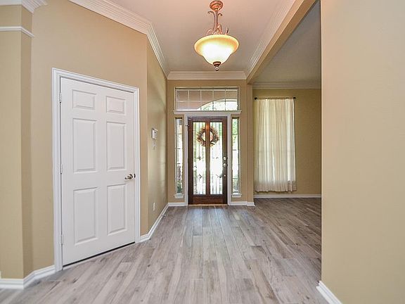 5th image of 1531 Fairview Dr
