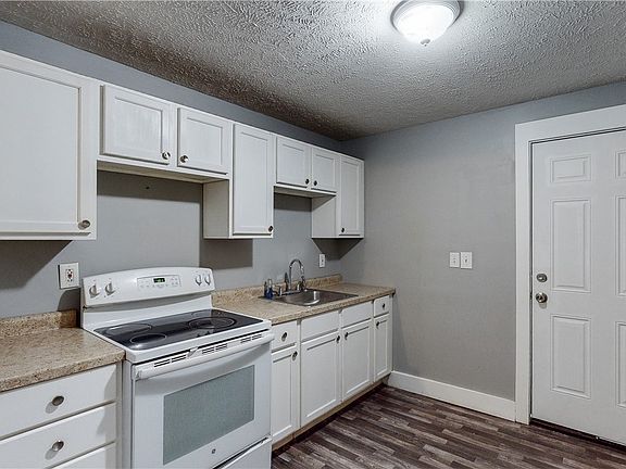 3rd image of 365 Wunderlich Ave