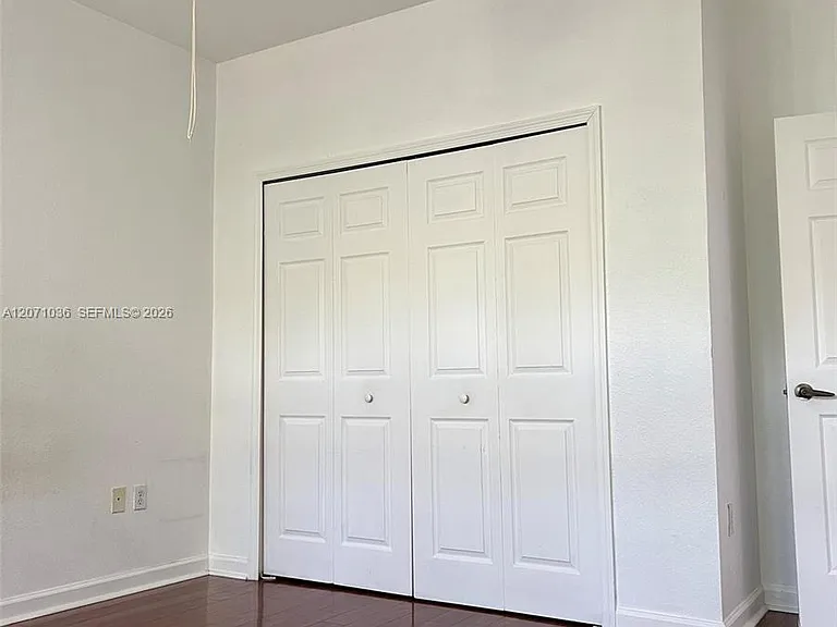 10861 NW 85th Ter — Photo 10