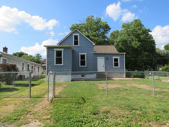 3rd image of 120 Gilbert St