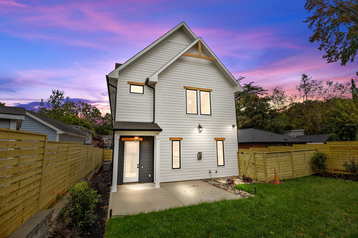 next background image