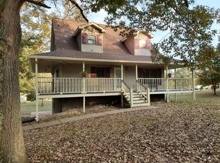 102 Hazelnut Ave, Camden, TN 38320