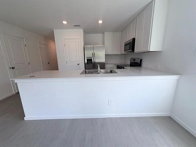 1207 Orion St — Photo 3