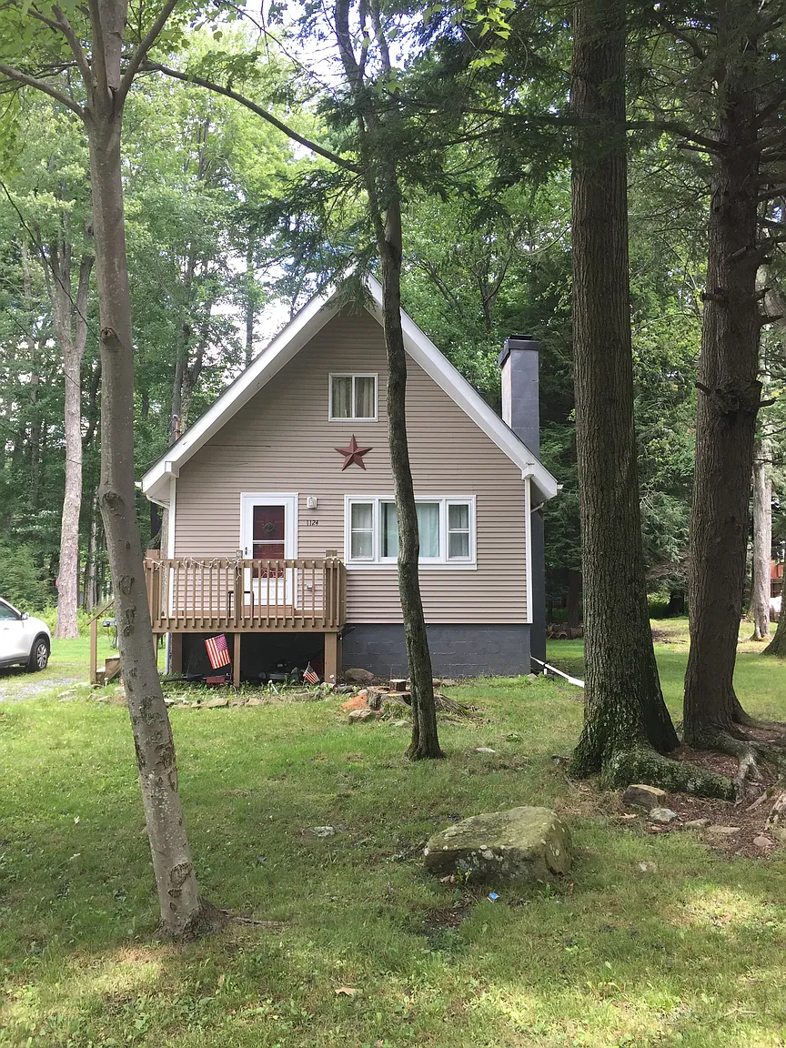 1124 Thunder Dr photo 1