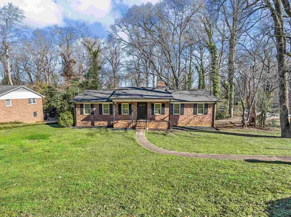 196 Ellington Dr, Spartanburg, SC 29301