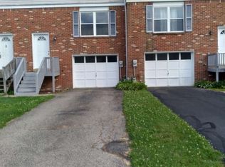 3153 Camberly Dr, Gibsonia, PA 15044