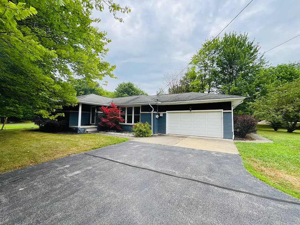 8189 Ravenna Rd