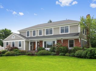 28 Myrtledale Rd, Scarsdale, NY 10583