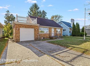 3433 Court St, Saginaw, MI 48602