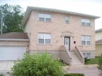 1st image of 1012 Park Pl