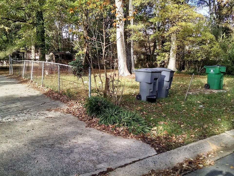 2nd image of 5035 Edward St