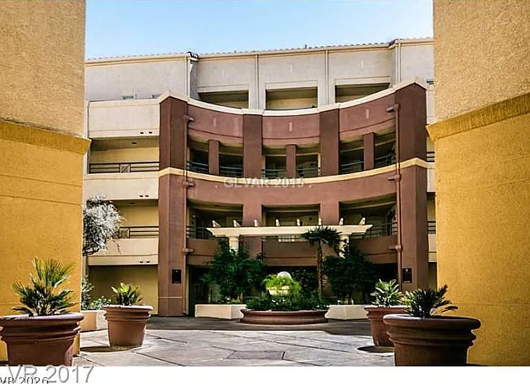 270 E Flamingo Rd #212 — Photo 2